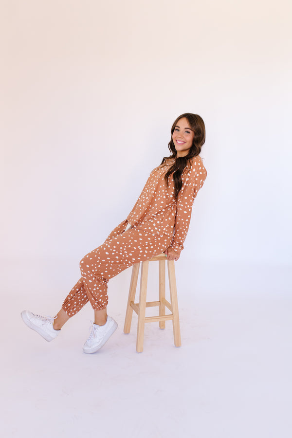 Dalmatian Set in Clay